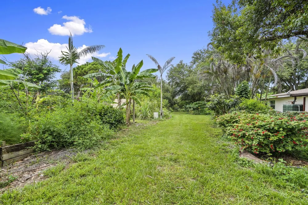 3603 Kirby Loop Road Fort Pierce, FL 34981