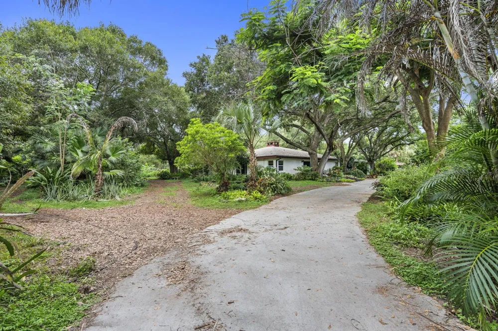 3603 Kirby Loop Road Fort Pierce, FL 34981