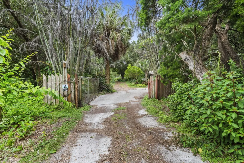 3603 Kirby Loop Road Fort Pierce, FL 34981