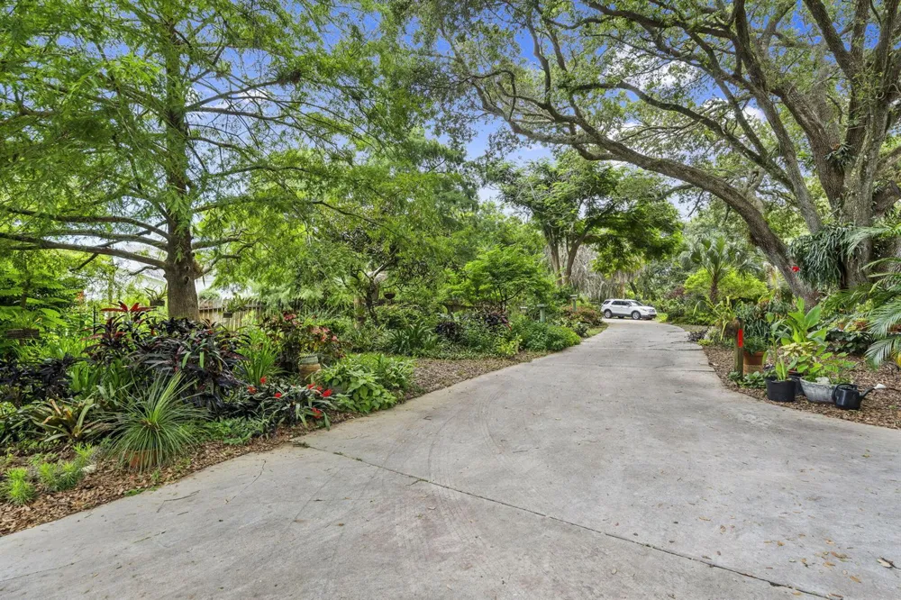 3603 Kirby Loop Road Fort Pierce, FL 34981