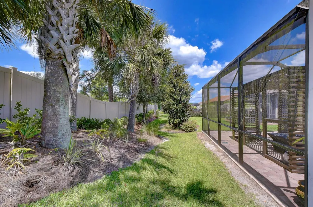 8433 Alberata Vista Drive Tampa, FL 33647