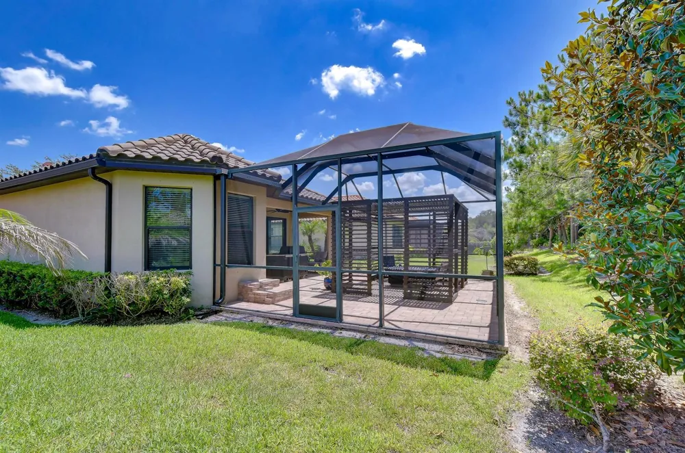 8433 Alberata Vista Drive Tampa, FL 33647