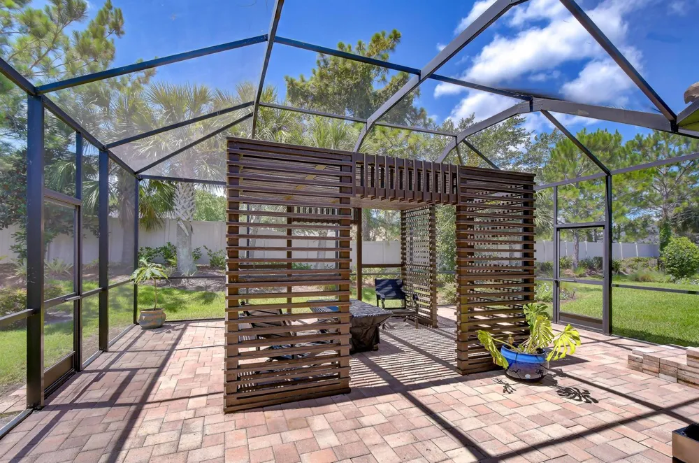 8433 Alberata Vista Drive Tampa, FL 33647