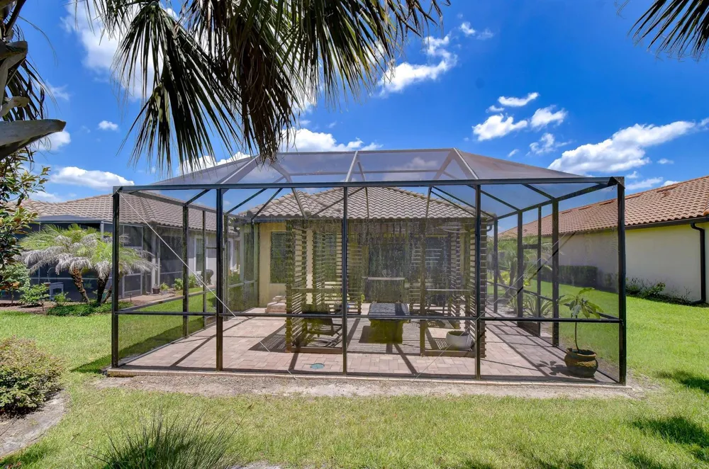 8433 Alberata Vista Drive Tampa, FL 33647