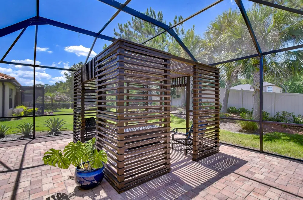 8433 Alberata Vista Drive Tampa, FL 33647