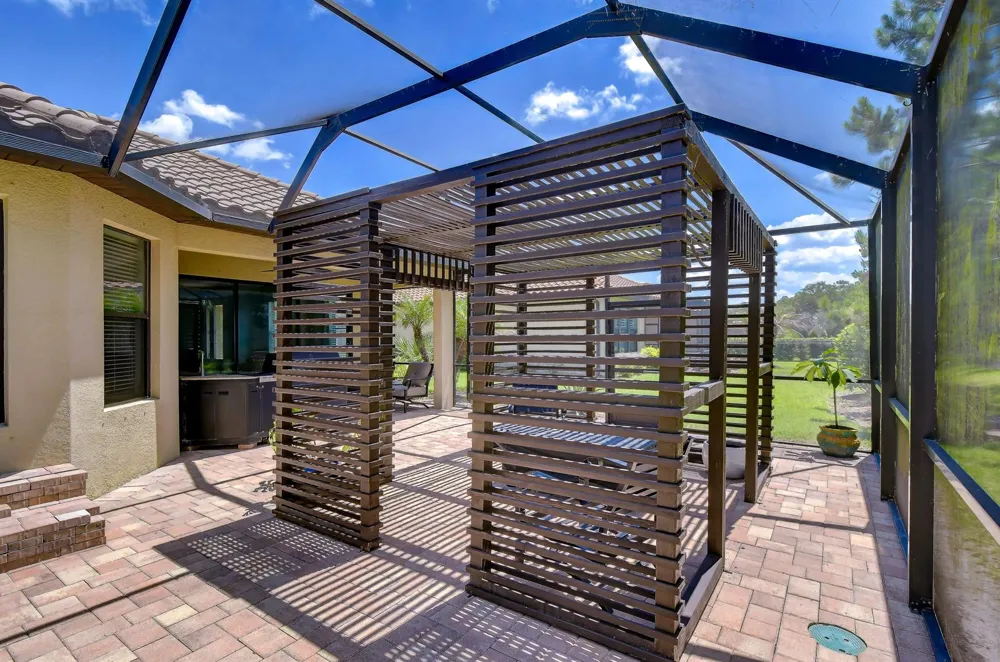 8433 Alberata Vista Drive Tampa, FL 33647