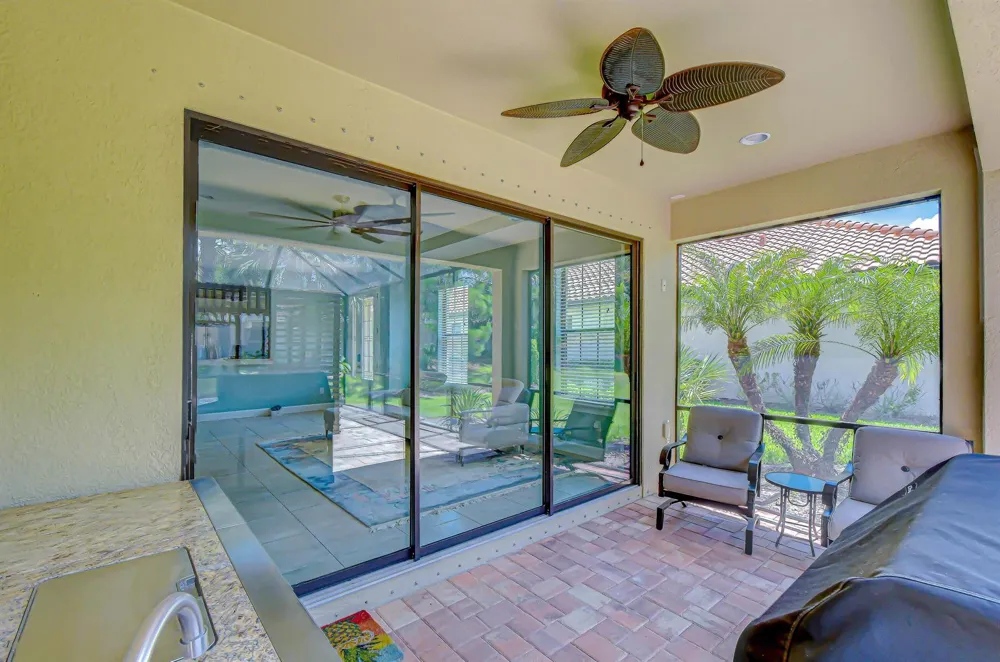 8433 Alberata Vista Drive Tampa, FL 33647