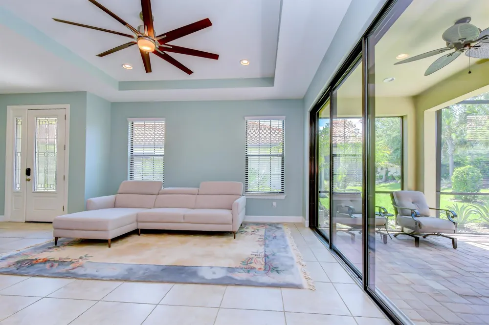 8433 Alberata Vista Drive Tampa, FL 33647