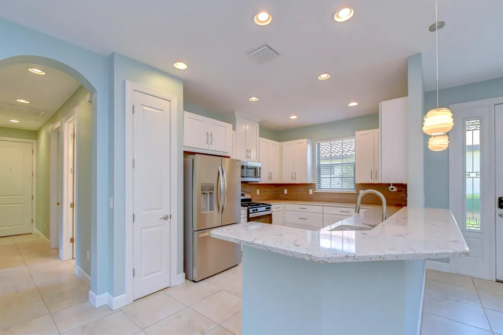 8433 Alberata Vista Drive Tampa, FL 33647