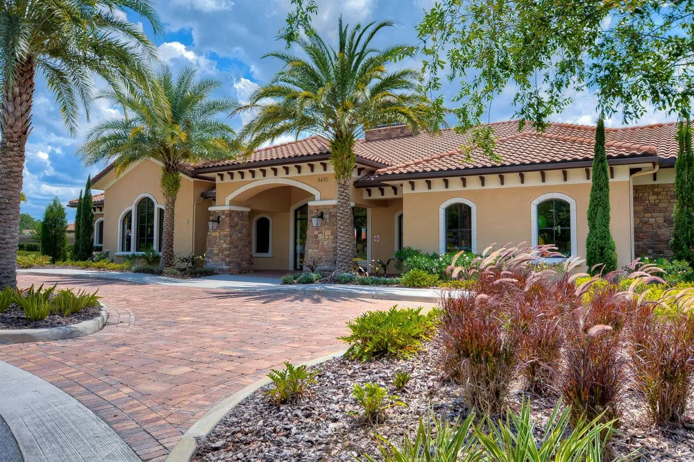 8433 Alberata Vista Drive Tampa, FL 33647