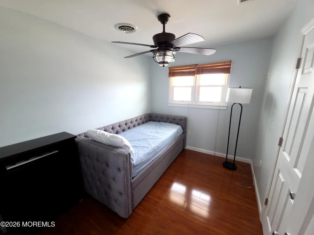 129 E Raritan Drive Little Egg Harbor, NJ 08087