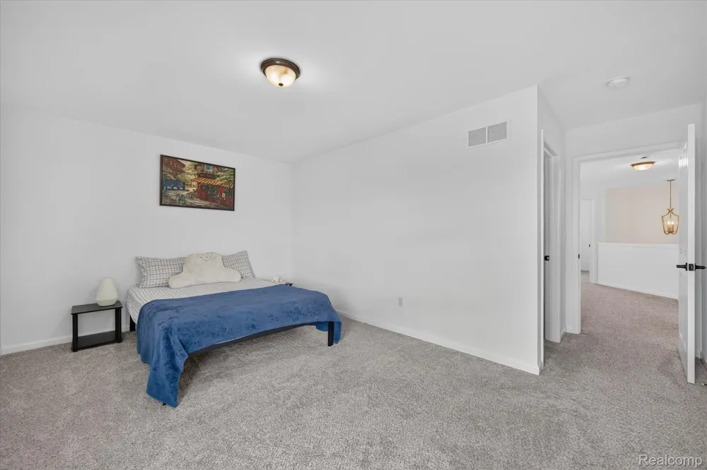 20983 Calabrese Drive Lyon Charter Township, MI 48178