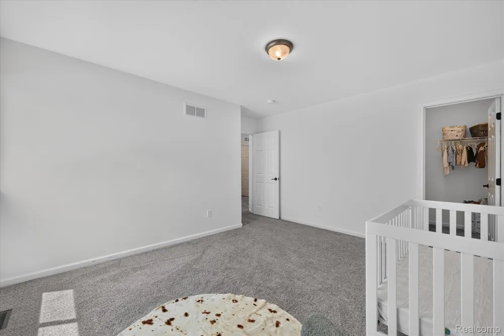 20983 Calabrese Drive Lyon Charter Township, MI 48178
