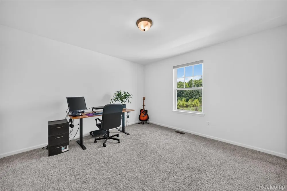 20983 Calabrese Drive Lyon Charter Township, MI 48178