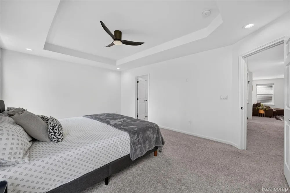 20983 Calabrese Drive Lyon Charter Township, MI 48178