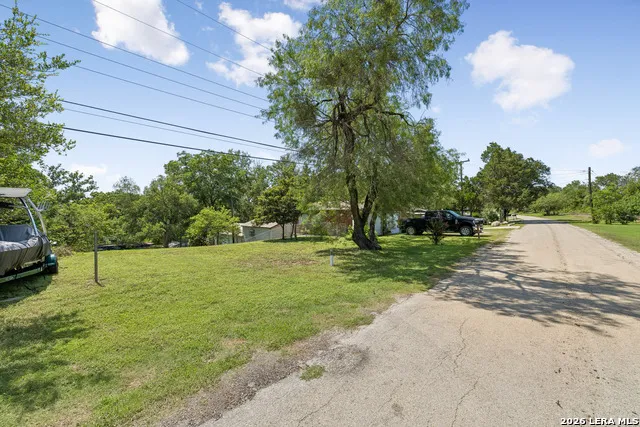 628 CYPRESS RDG McQueeney, TX 78123