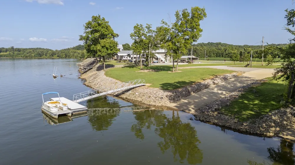 630 CONNIE BETH LN Savannah, TN 38372