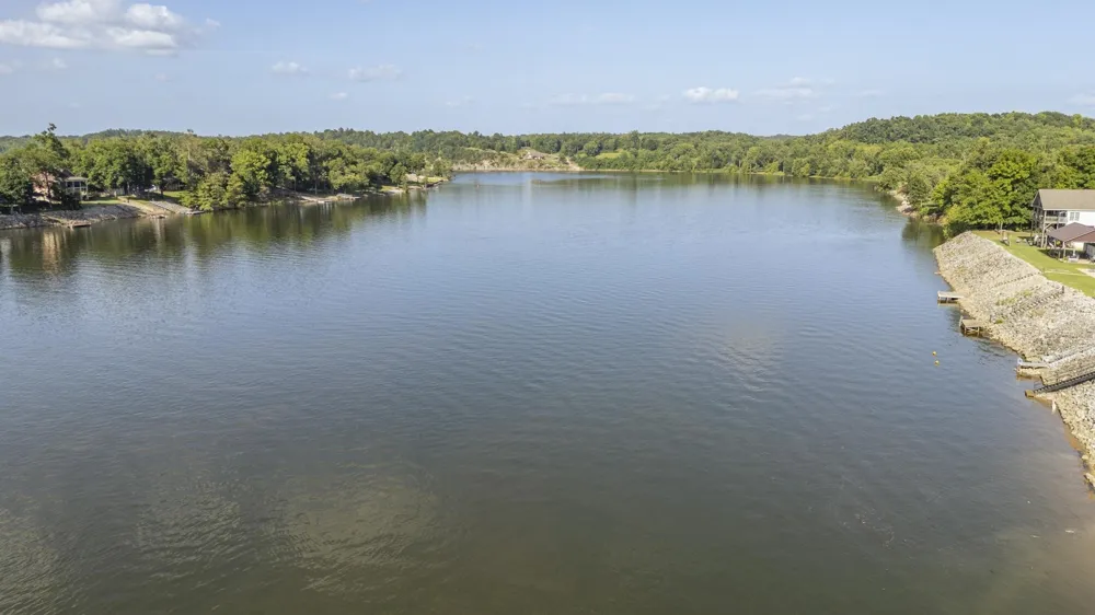 630 CONNIE BETH LN Savannah, TN 38372