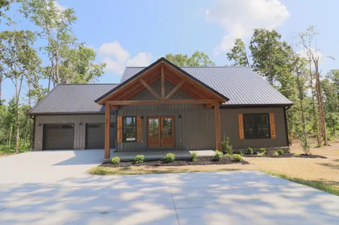 2941 Summertown Hwy