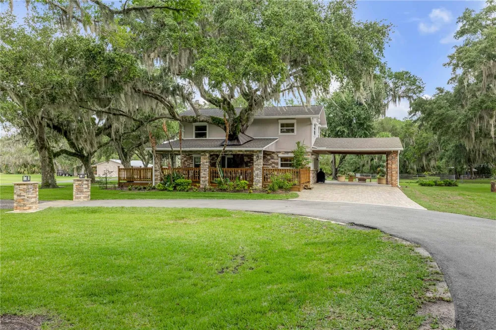 800 HIDDEN OAKS LANE Oak Hill, FL 32759