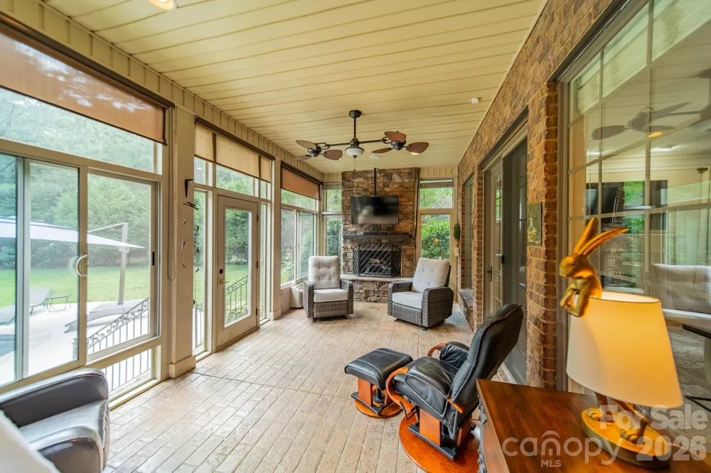 215 Blue River Road Lake Wylie, SC 29710