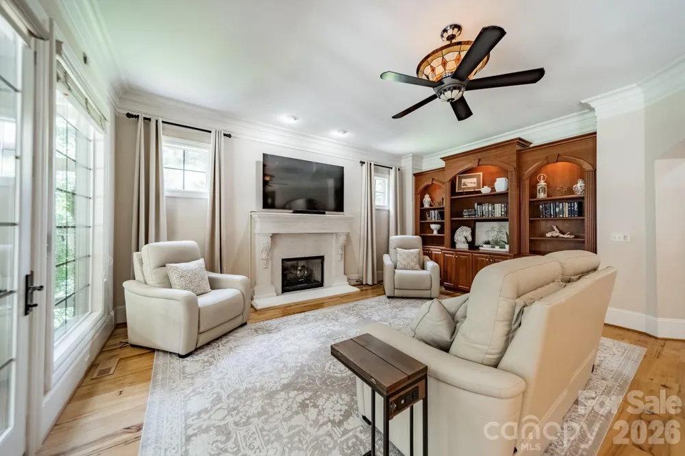 215 Blue River Road Lake Wylie, SC 29710