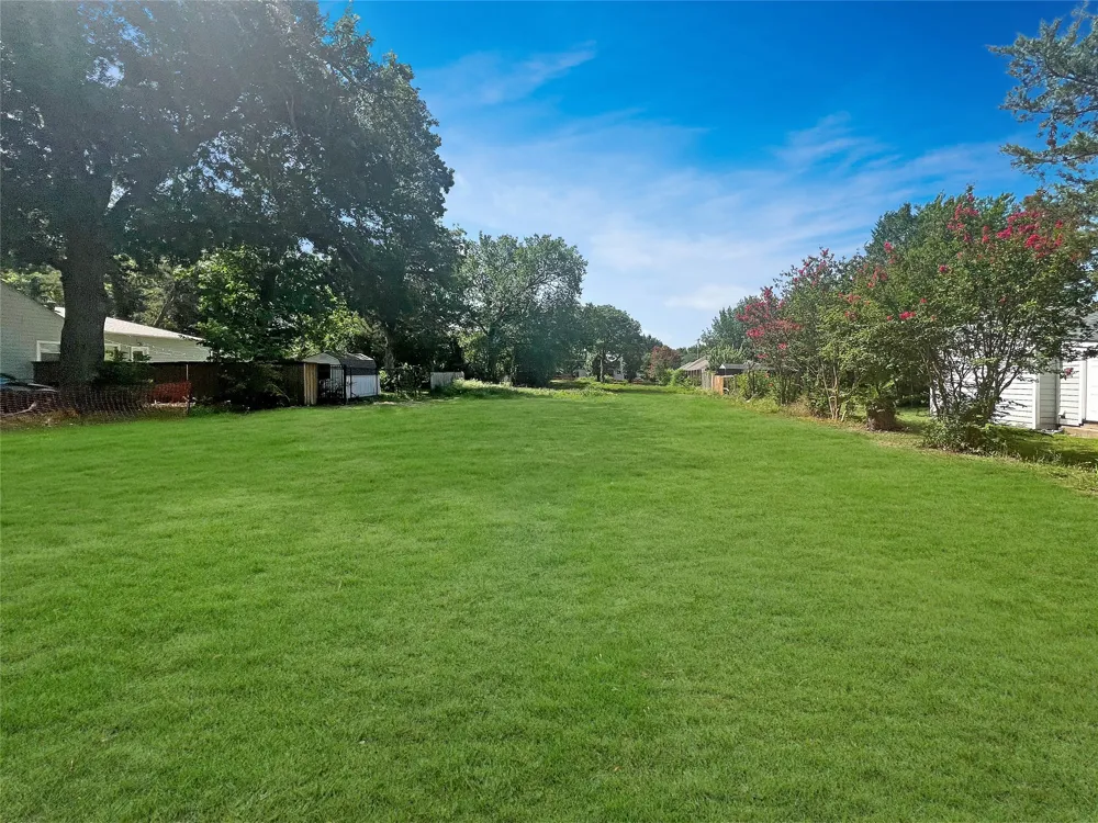 306 E Kimbrough Street Mesquite, TX 75149