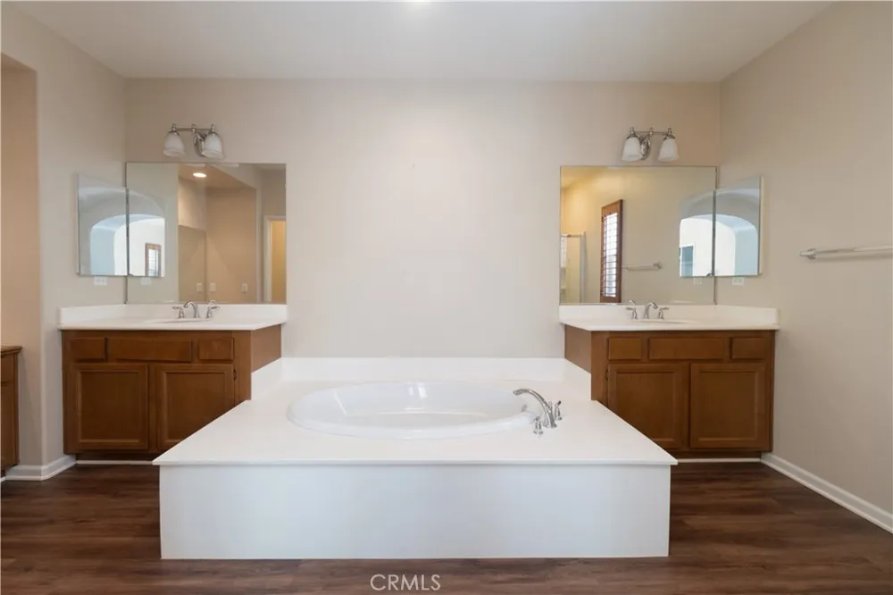 4432 Owens #101 Corona, CA 92883