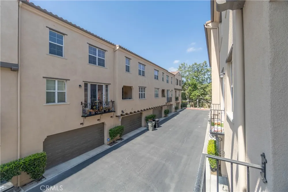 4432 Owens #101 Corona, CA 92883