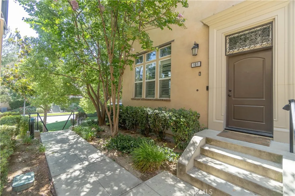 4432 Owens #101 Corona, CA 92883