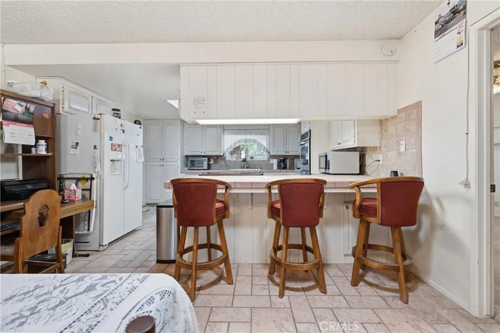 4533 W Ave K12 Quartz Hill, CA 93536