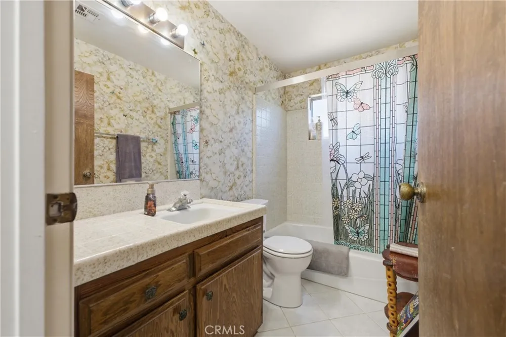 4533 W Ave K12 Quartz Hill, CA 93536