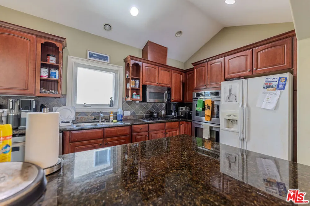 1912 Vanderbilt Lane #C Redondo Beach, CA 90278