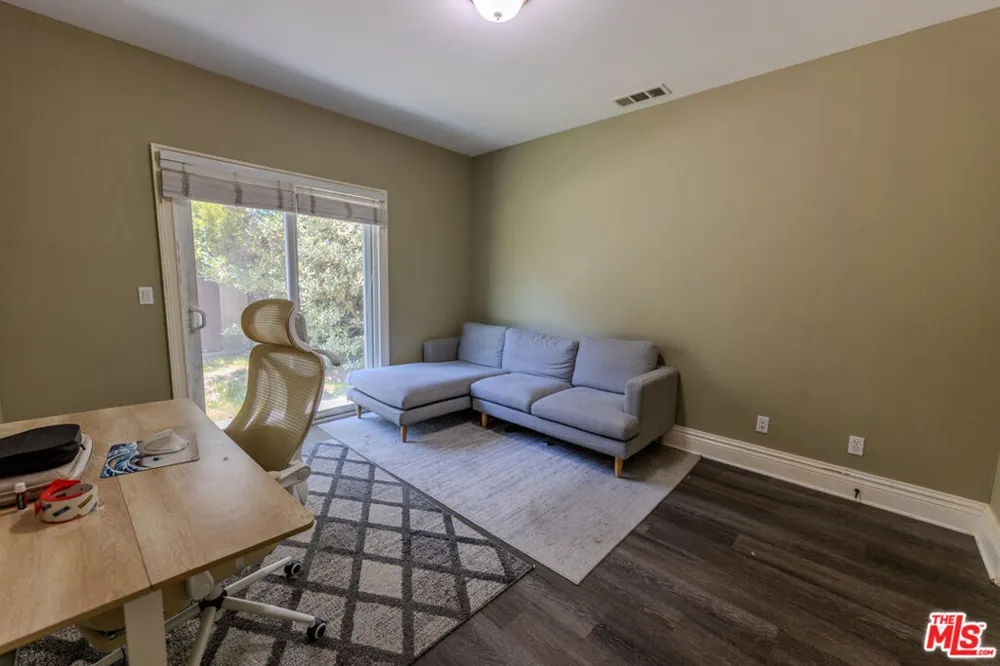 1912 Vanderbilt Lane #C Redondo Beach, CA 90278