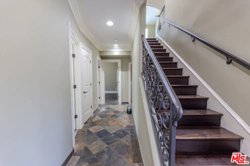 1912 Vanderbilt Lane #C Redondo Beach, CA 90278