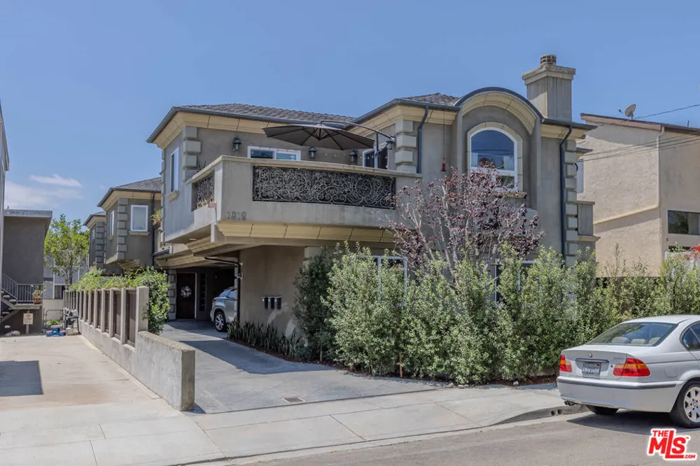 1912 Vanderbilt Lane #C Redondo Beach, CA 90278