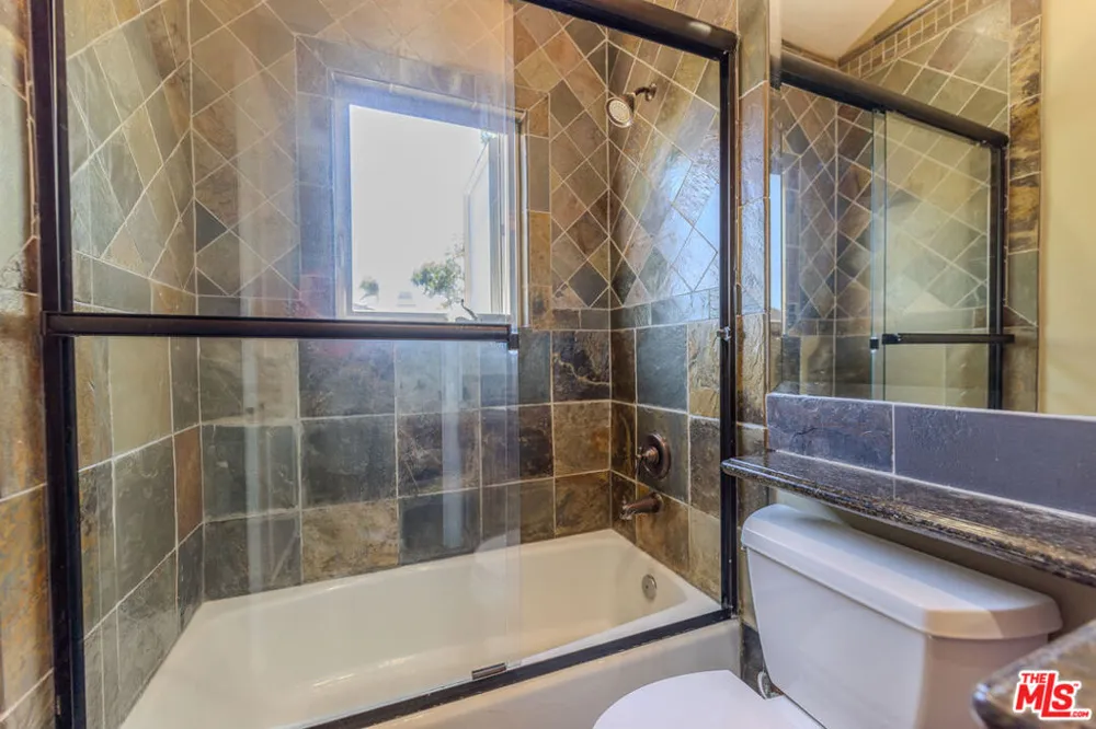 1912 Vanderbilt Lane #C Redondo Beach, CA 90278