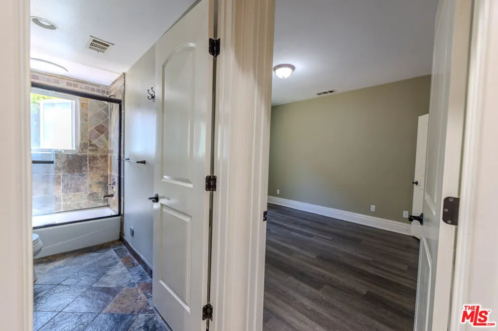 1912 Vanderbilt Lane #C Redondo Beach, CA 90278