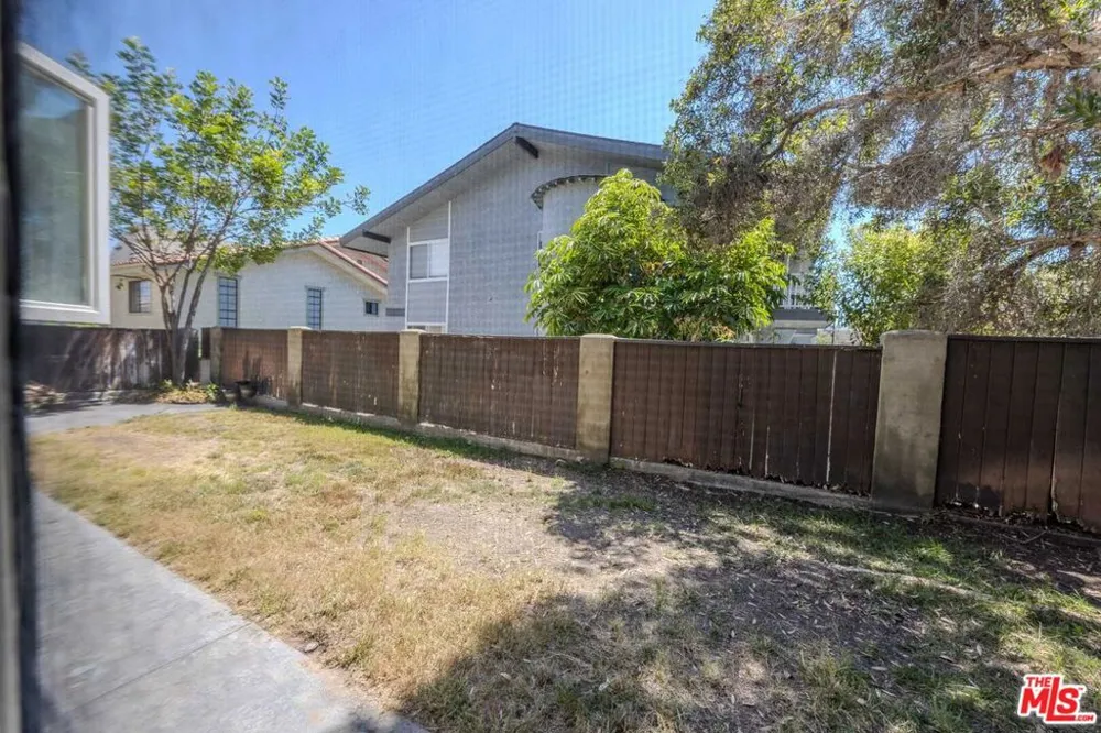 1912 Vanderbilt Lane #C Redondo Beach, CA 90278