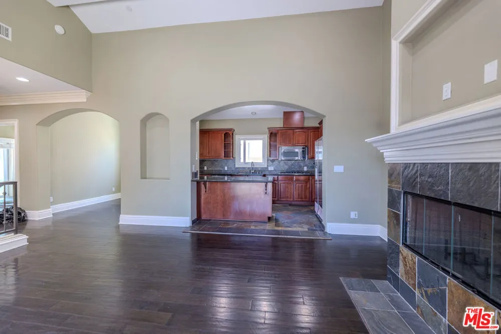 1912 Vanderbilt Lane #C Redondo Beach, CA 90278