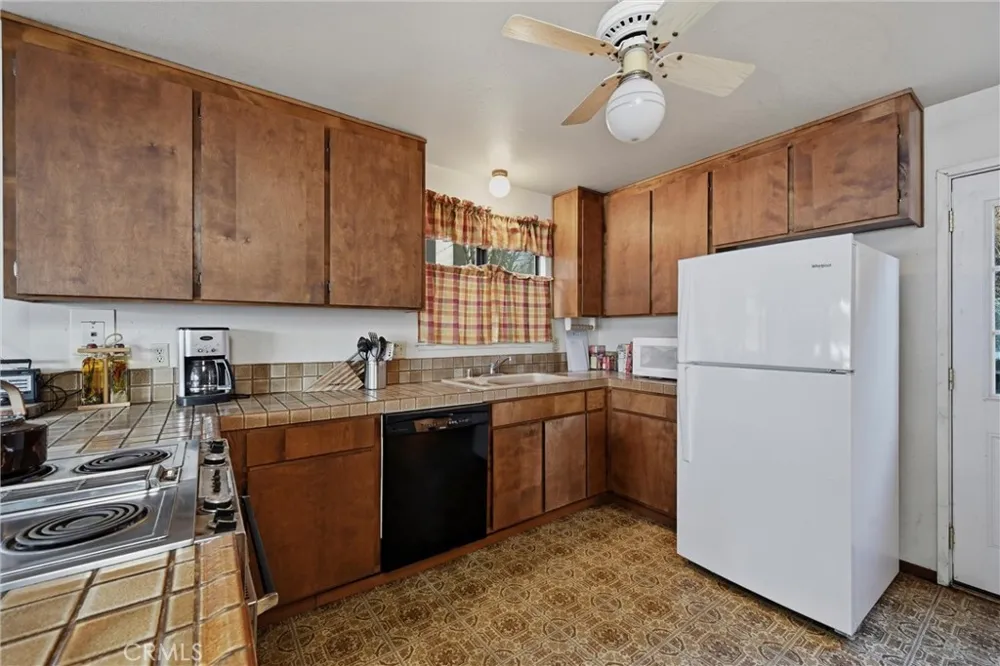 3985 Oakmont Drive Clearlake, CA 95422