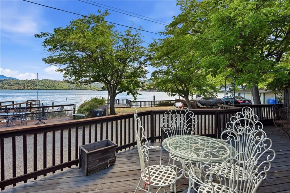 3985 Oakmont Drive Clearlake, CA 95422