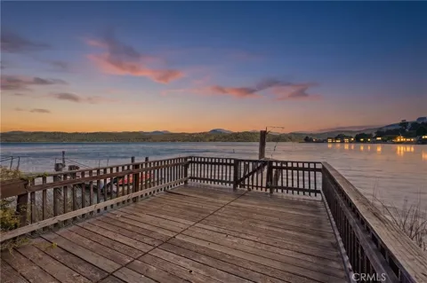3985 Oakmont Drive