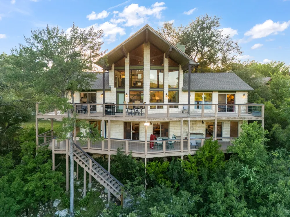 3609 Peninsular Drive Marble Falls, TX 78654