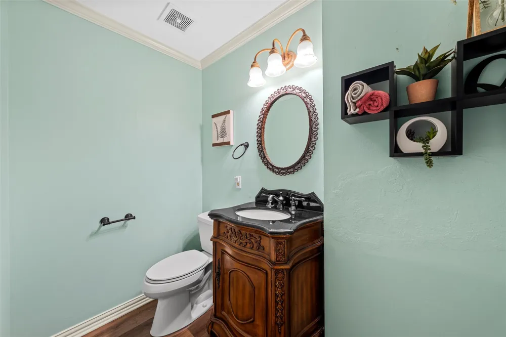 49 Sugar Creek Woodway, TX 76712