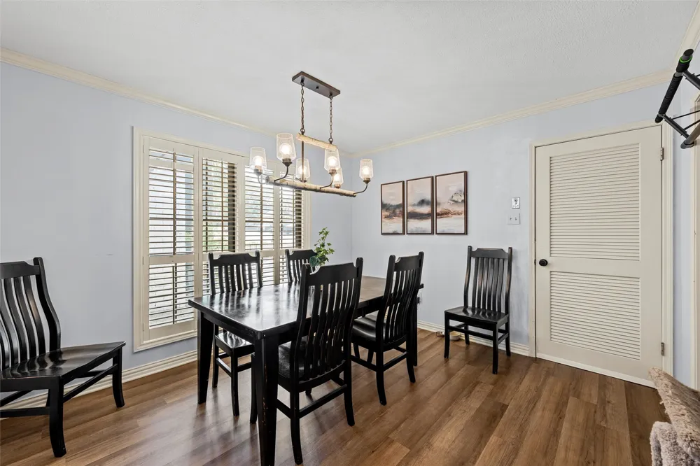 49 Sugar Creek Woodway, TX 76712