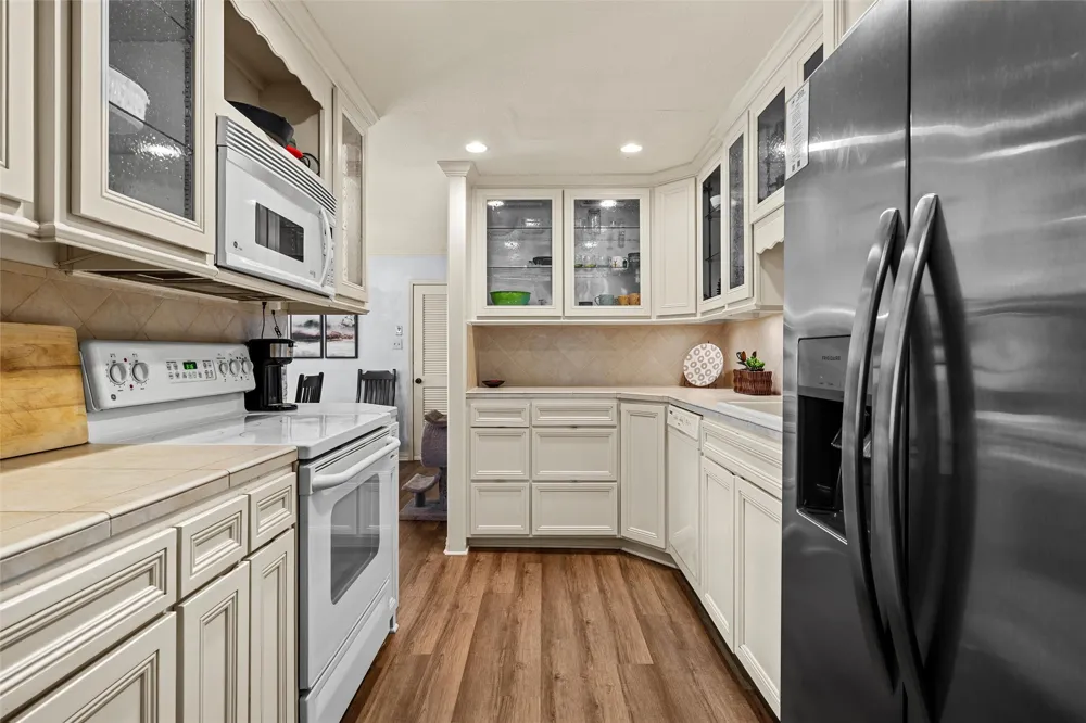 49 Sugar Creek Woodway, TX 76712