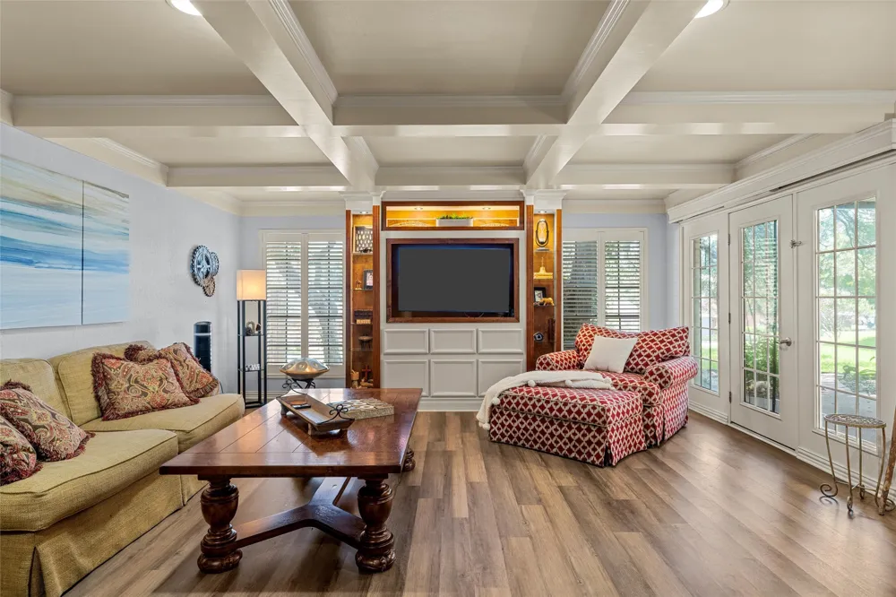 49 Sugar Creek Woodway, TX 76712