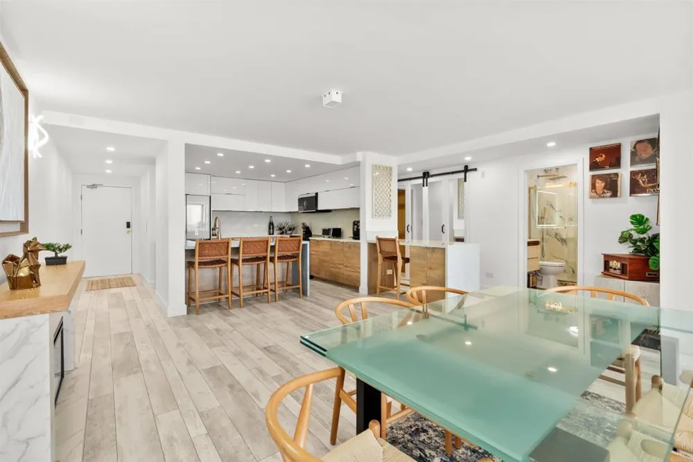 1200 Harbor Drive #4B Oceanside, CA 92054