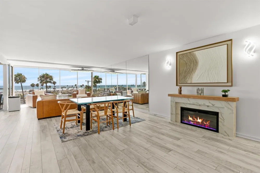 1200 Harbor Drive #4B Oceanside, CA 92054